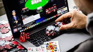 Simbol privasi dan penafian penggunaan data pengguna di platform goodtogel